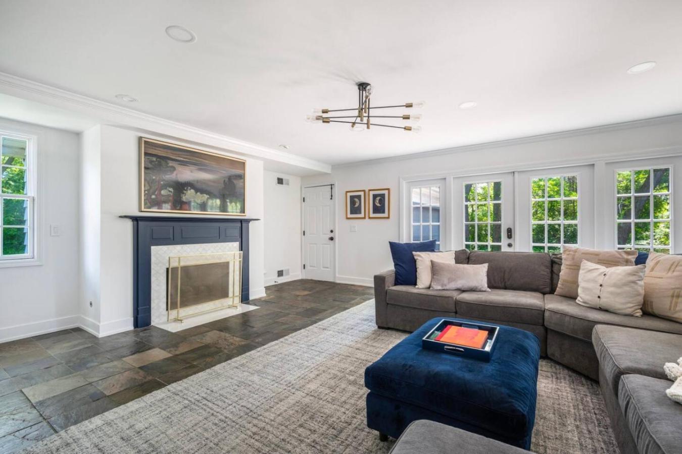 Spacious, Luxury Renovated Home With 4 Kings, Firepit Glen Ellyn Екстериор снимка